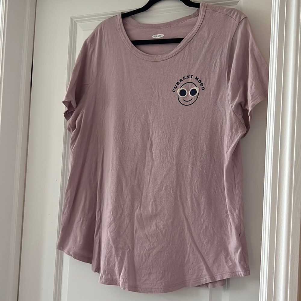 Light lavender tee